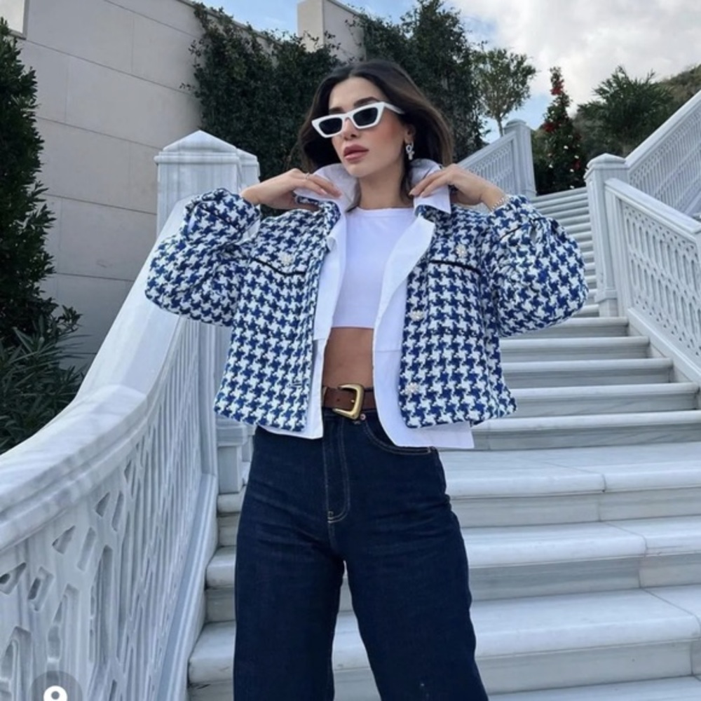 ZARA Bloggers Fav Jacket - Picture 4 of 16